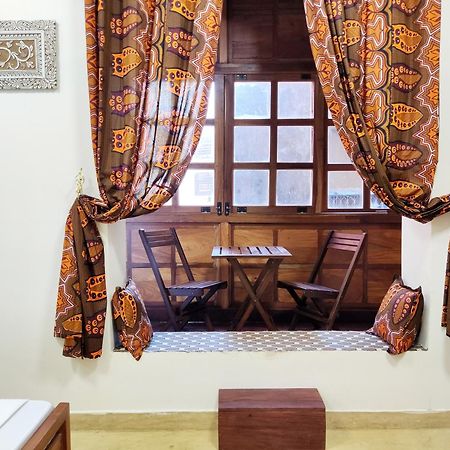 Treasures Of Zanzibar House Bed & Breakfast ภายนอก รูปภาพ