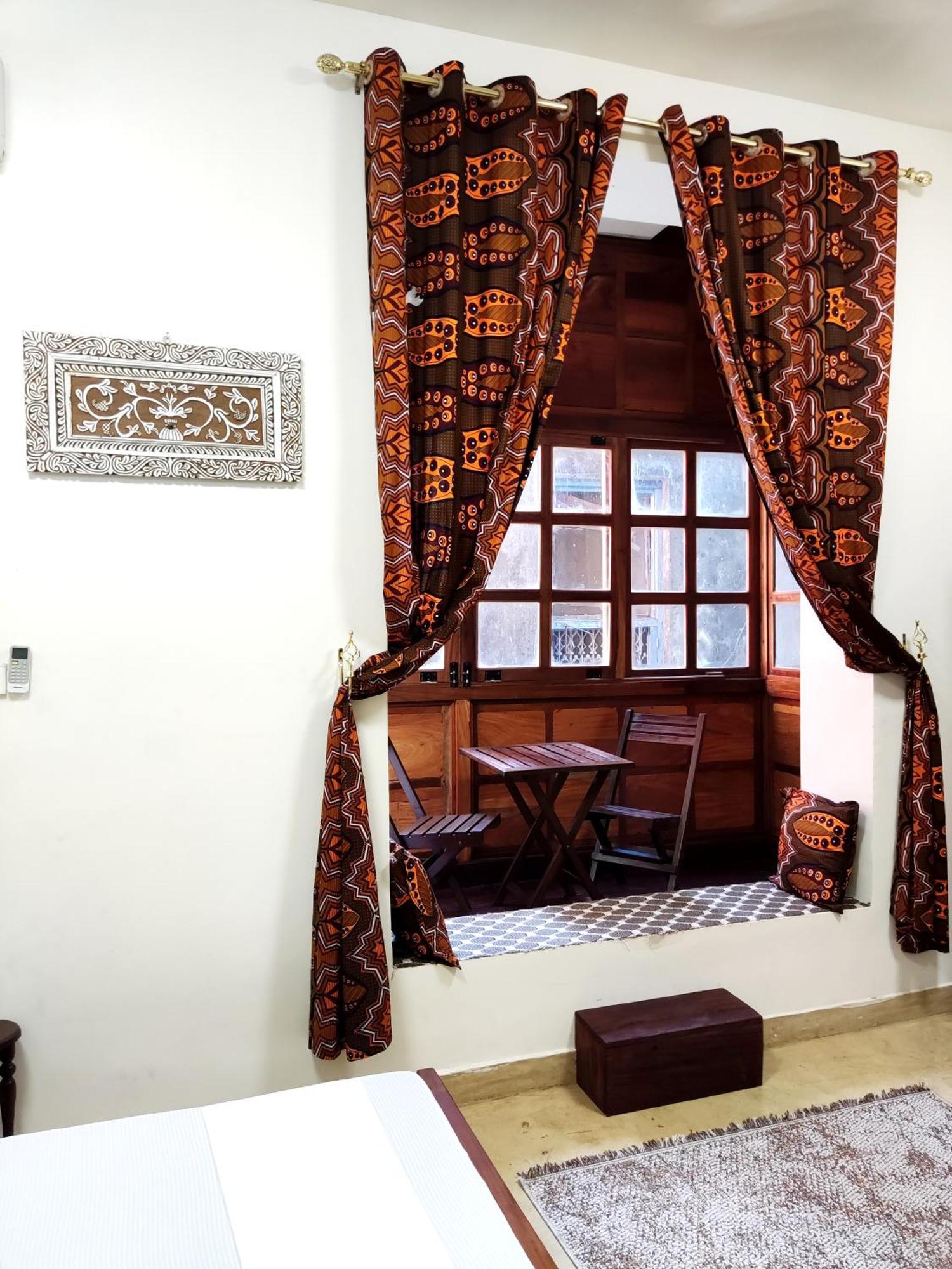 Treasures Of Zanzibar House Bed & Breakfast ภายนอก รูปภาพ