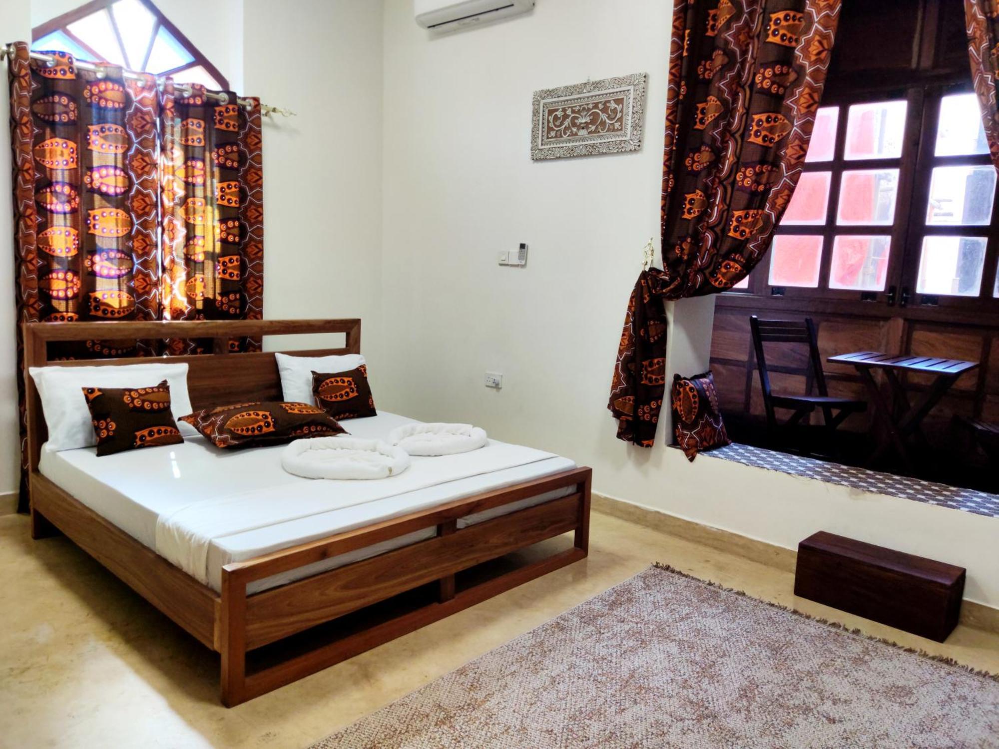 Treasures Of Zanzibar House Bed & Breakfast ภายนอก รูปภาพ